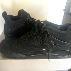Jordan 4 Retro